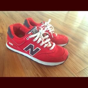 Like new new balance sneakers